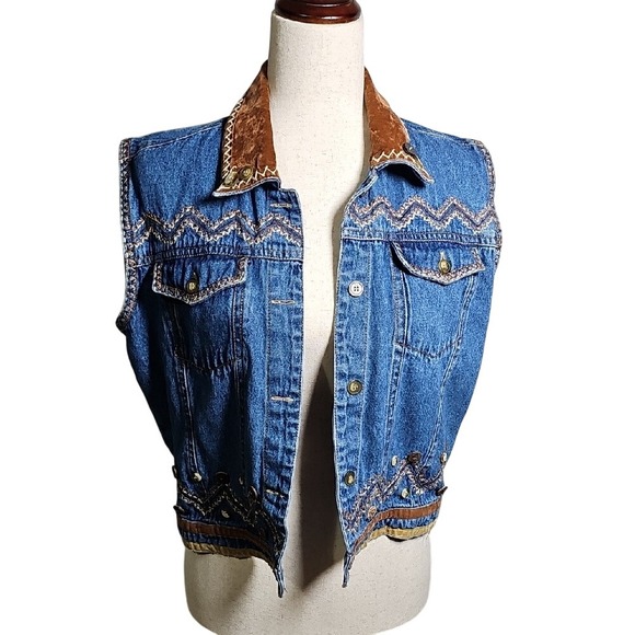 new directions Other - Boho Casual Embelished Denim Vest with Brown Stiching and button Accents Large